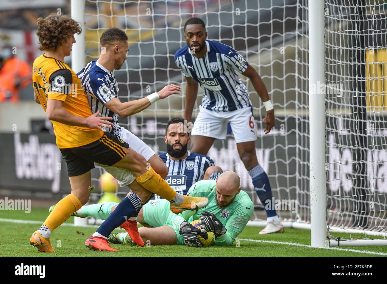 David Button #25 of West Bromwich Albion saves a close range shot from Fabio Silva #17 of Wolverhampton Wanderers Stock Photo