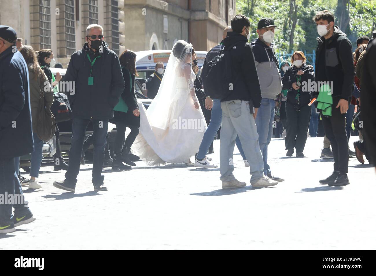 Rome, Italy. 08th Apr, 2021. Rome, film set "The house of Gucci". Pictured Lady  Gaga in wedding dress Credit: Independent Photo Agency/Alamy Live News  Stock Photo - Alamy