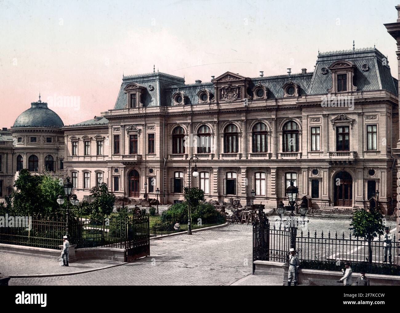 Bucharest, Romania Palais Royal. Bucuresci. Palatul Regal, circa 1900 Stock Photo