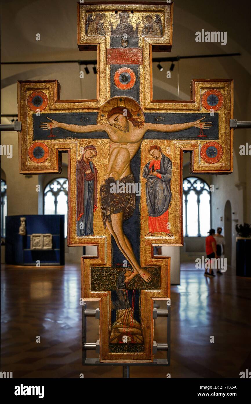 Italy Umbria Perugia: National gallery of Umbria  - Maestro di San Francesco - Two-sided processional cross Stock Photo