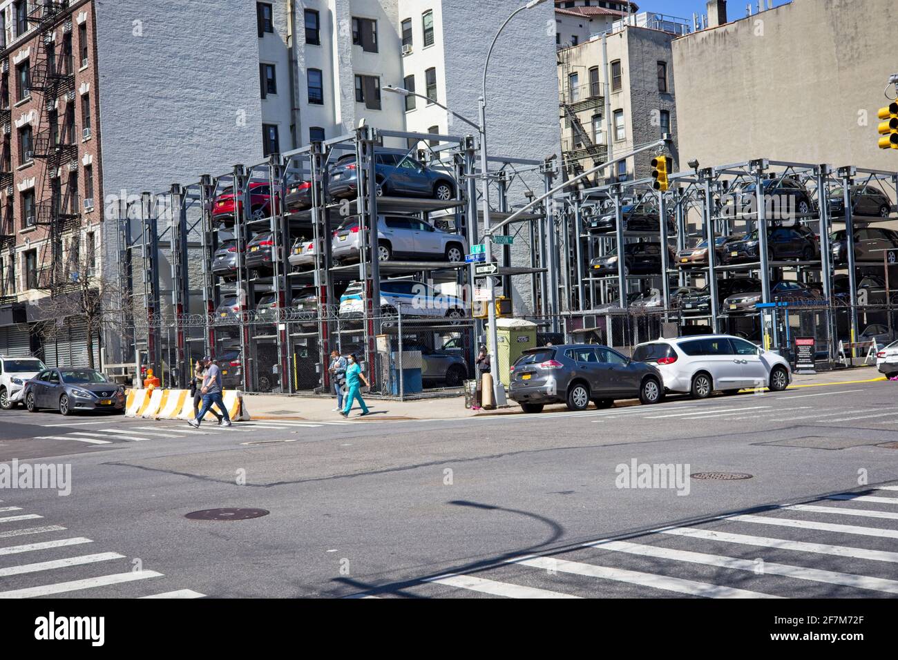 New York, NY, USA April 8, 2021 Elevated parking decks on Madison Ave in Spanish Harlem Stock