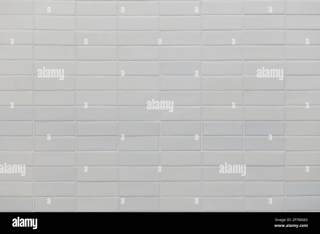 White rectangle mosaic tiles texture background Stock Photo - Alamy