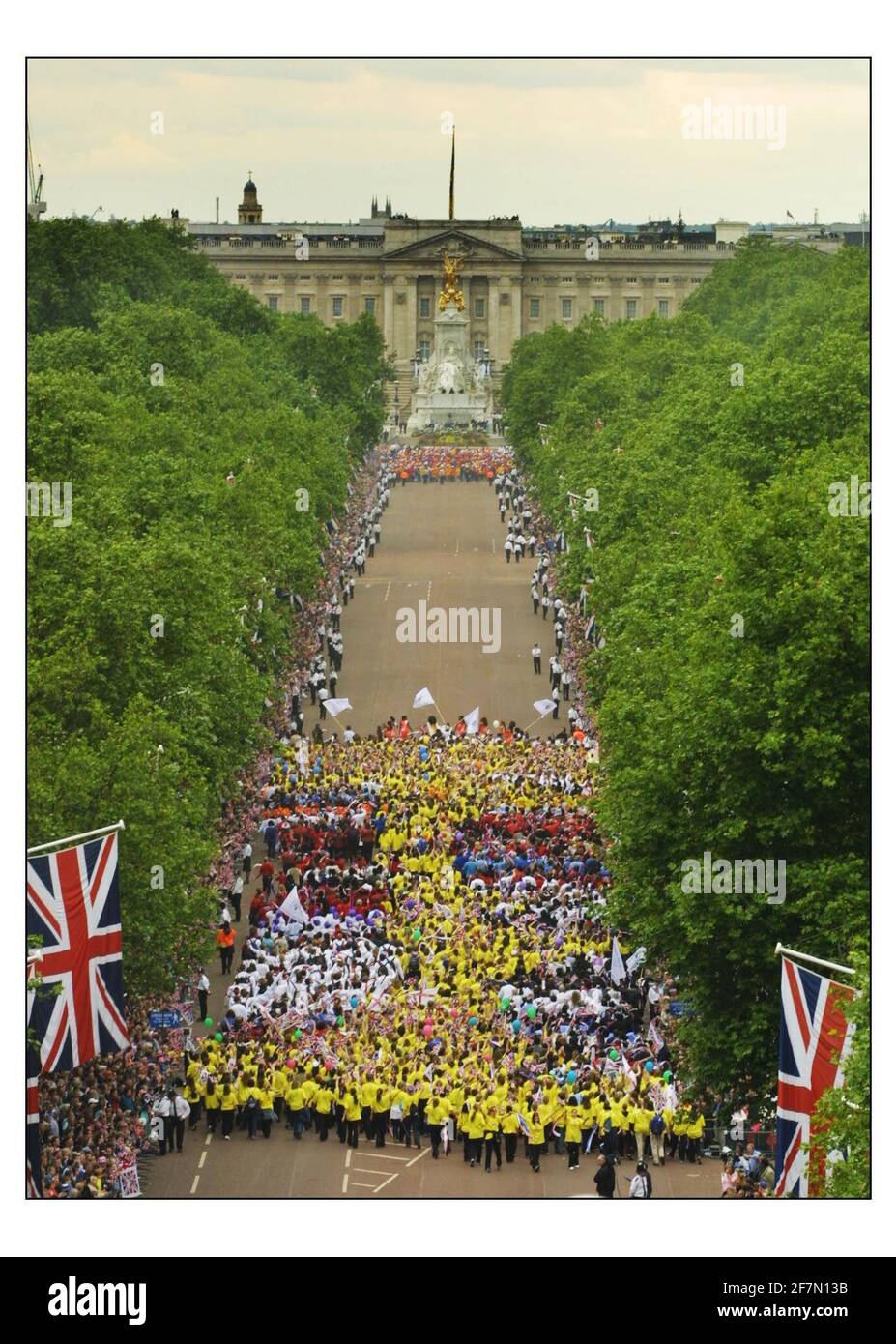 Golden Jubilee procession to Buckingham Palace shot from Admiralty Arch