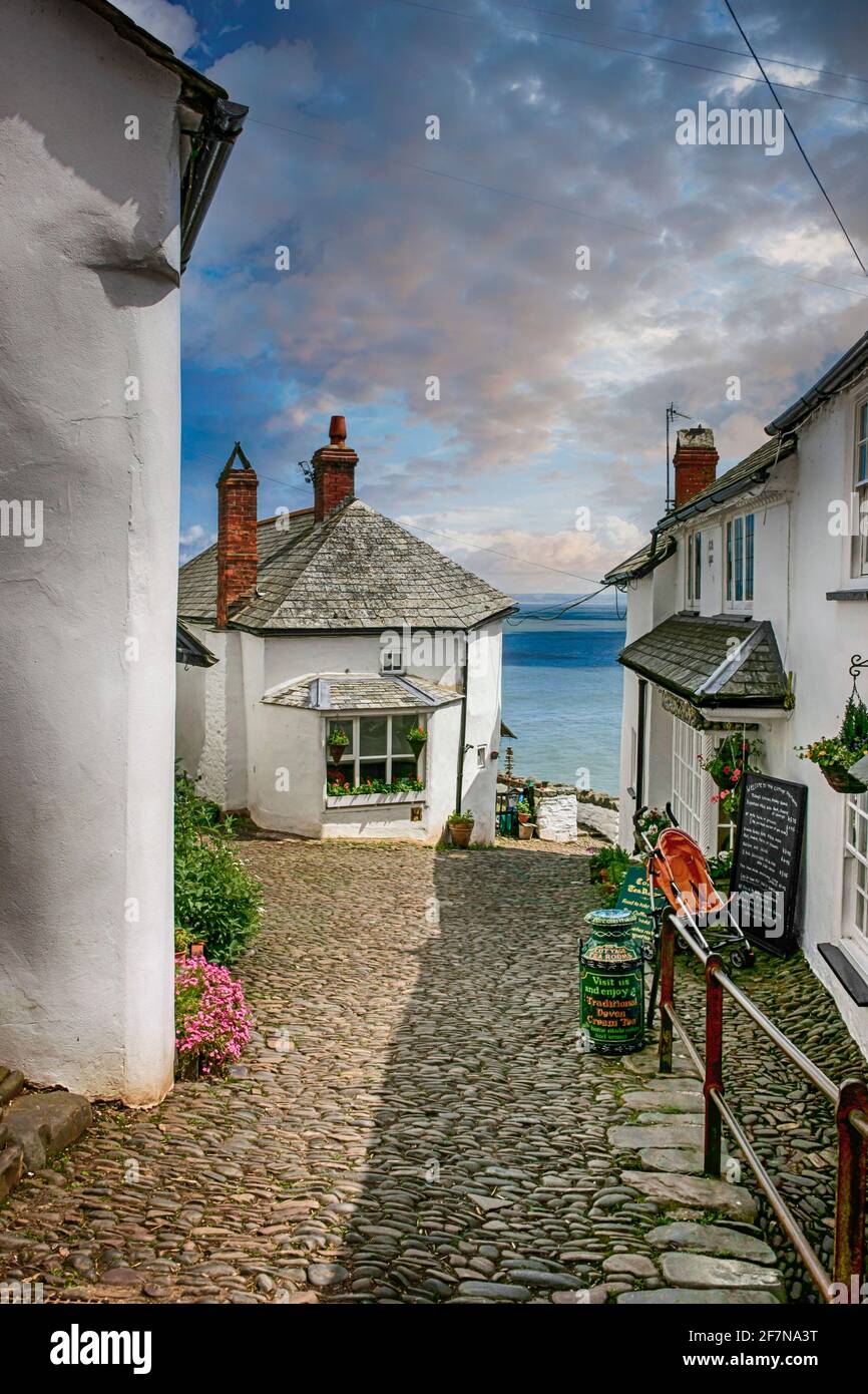 Whitewashed Cottages in the hillside village of Clovelly in Devon, UK Stock Photo