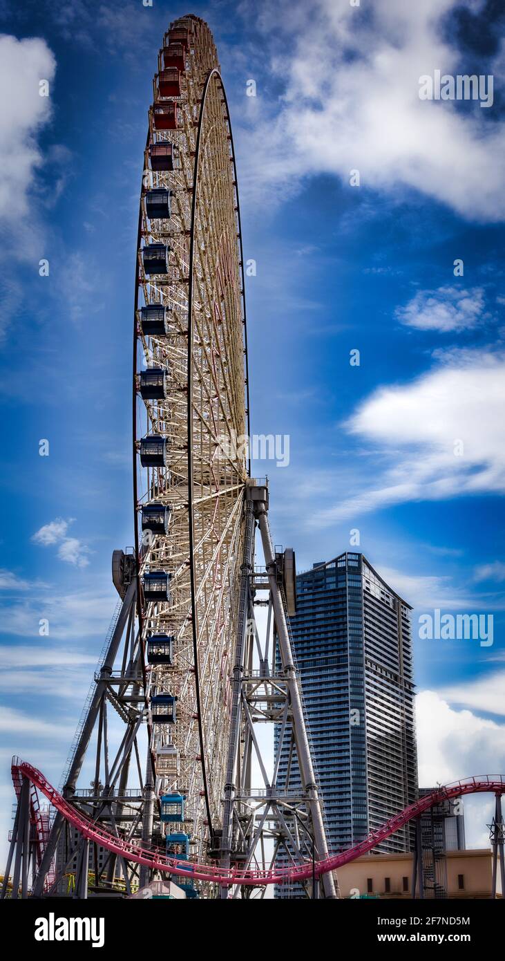 The Cosmo Clock 21 Ferris Wheel In The Downtown District Of Yokohama