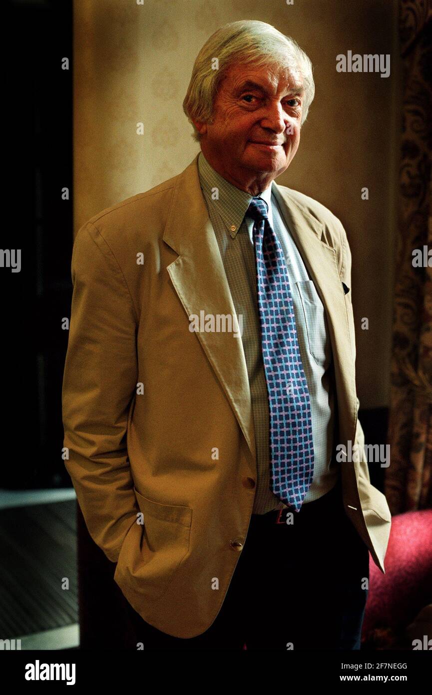 Ritchie Benaud broadcaster June 1999 Stock Photo