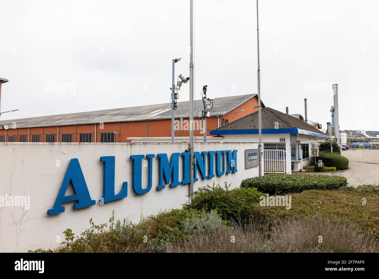Rheinfelden, Germany. 07th Apr, 2021. The lettering "Aluminium" can be