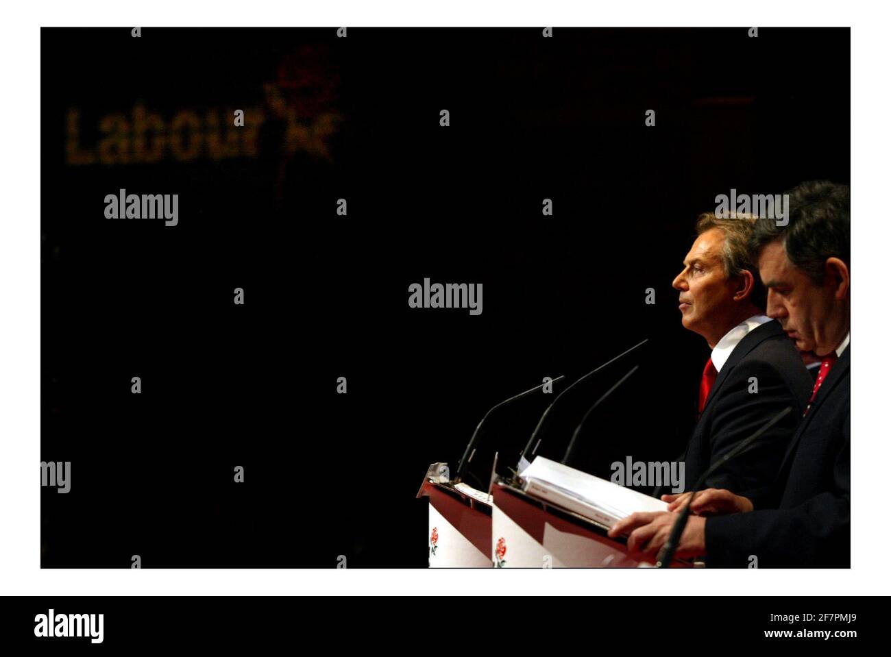 Tony blair cabinet launch manifesto hi-res stock photography and images