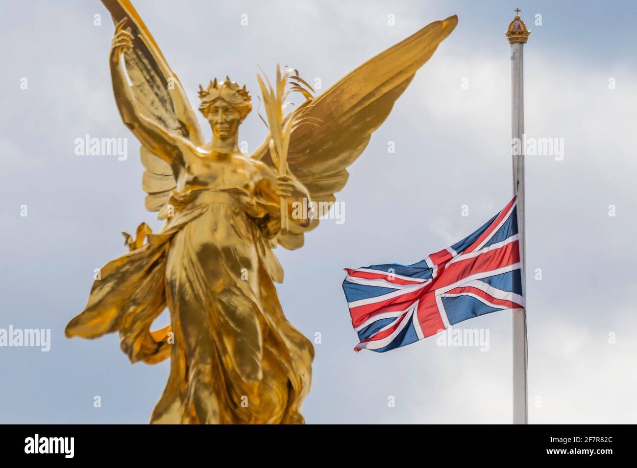 London, UK. 9th Apr, 2021. Flags fly at half mast to mark the passing of Prince Philip, The Duke of Edinburgh, outside Buckingham Palace, London, UK. Credit: Guy Bell/Alamy Live News Stock Photo
