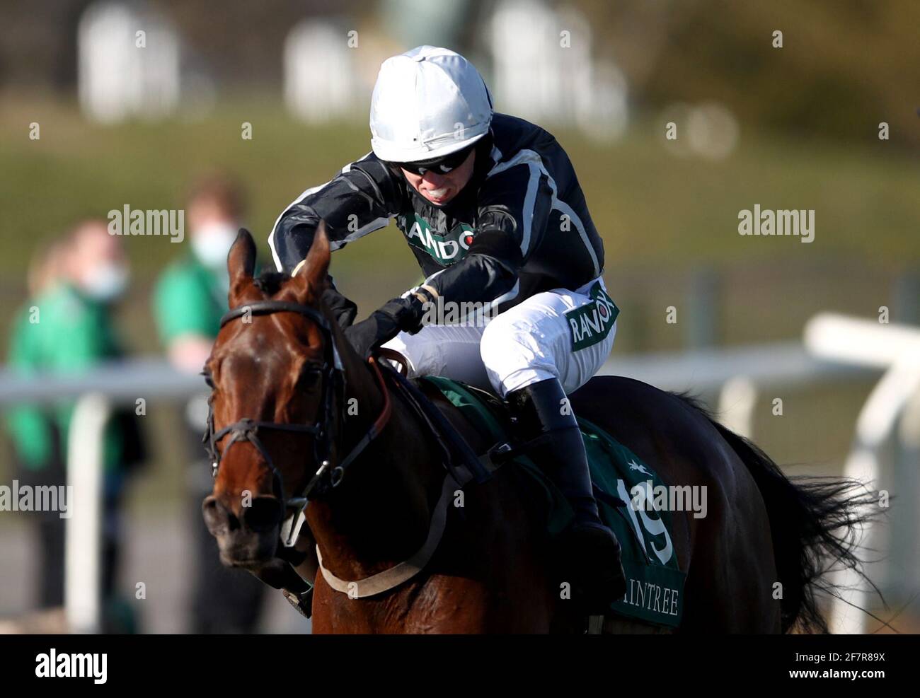 Rowland Ward ridden by Charlie Hammond on their way to winning the Pinsent Masons Handicap Hurdle during Ladies Day of the 2021 Randox Health Grand National Festival at Aintree Racecourse, Liverpool. Picture date: Friday April 9, 2021. Stock Photo