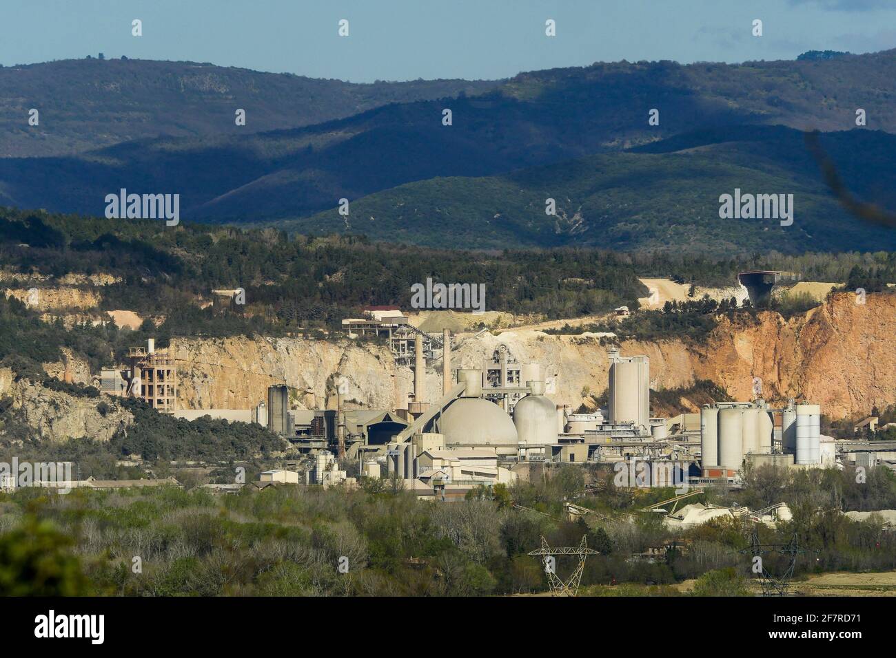 Lafarge cement plant, Viviers, Ardeche, AURA, France Stock Photo Alamy