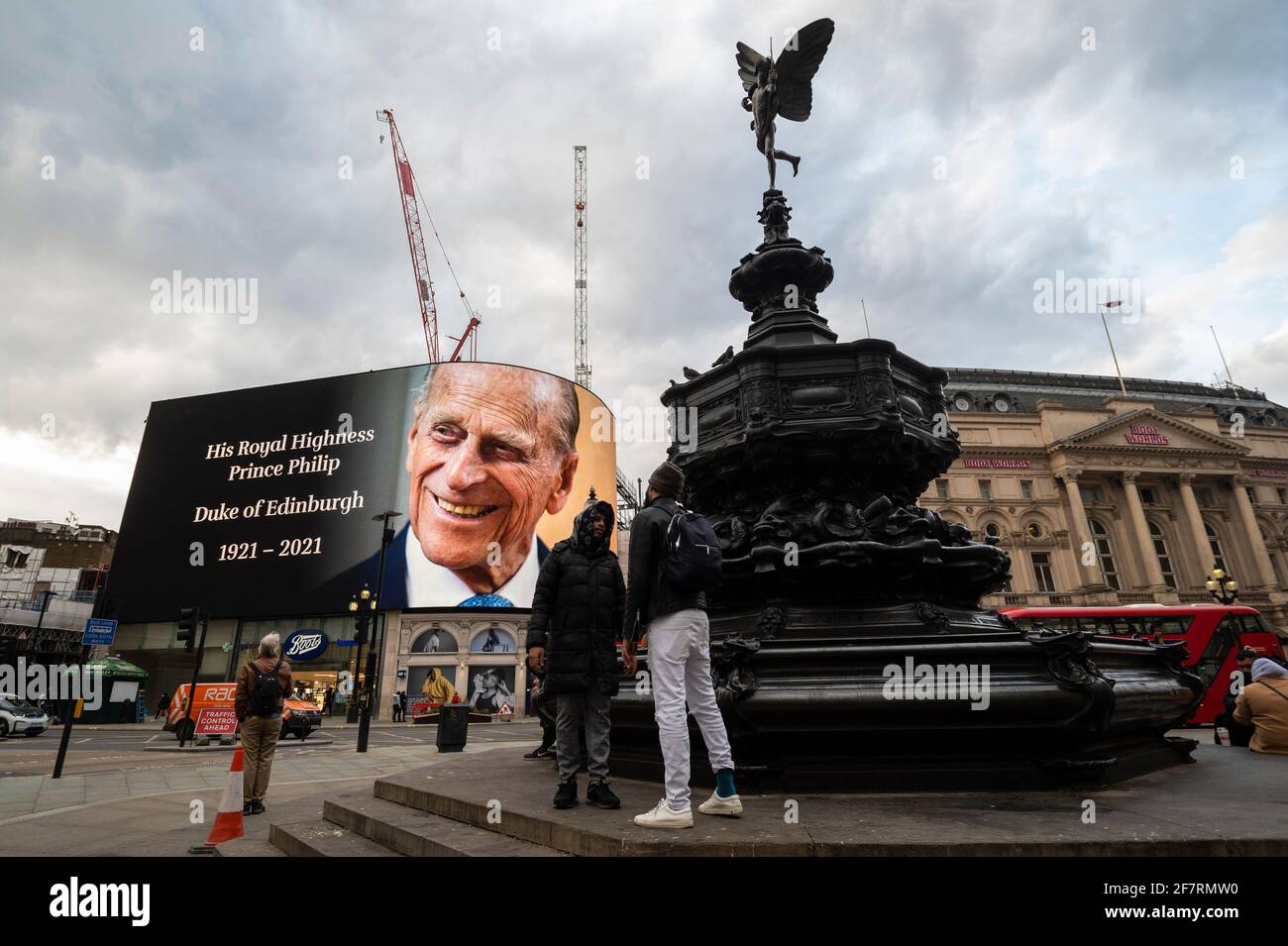 London, UK.  9 April 2021. A tribute is displayed on a digital screen in Piccadilly Circus after the death of Prince Philip, aged 99, was announced. Credit: Stephen Chung / Alamy Live News Stock Photo