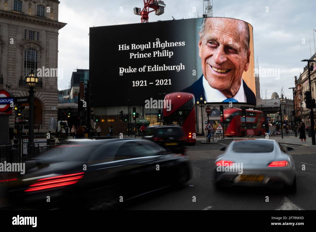 London, UK.  9 April 2021. A tribute is displayed on a digital screen in Piccadilly Circus after the death of Prince Philip, aged 99, was announced. Credit: Stephen Chung / Alamy Live News Stock Photo