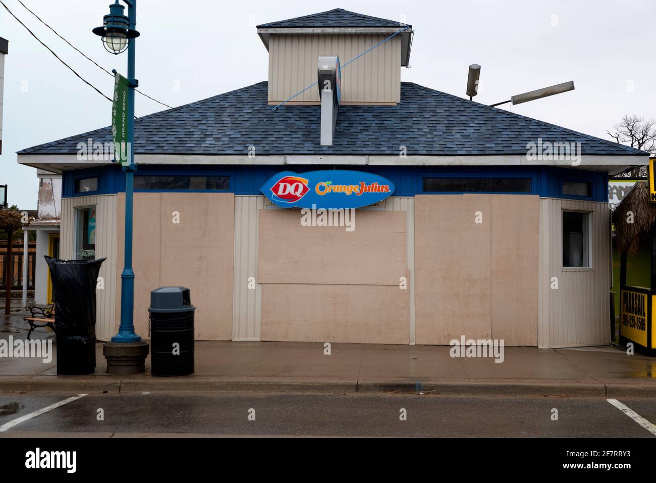 Boarded up storefronts. Grand Bend Ontario Canada Stock Photo Alamy