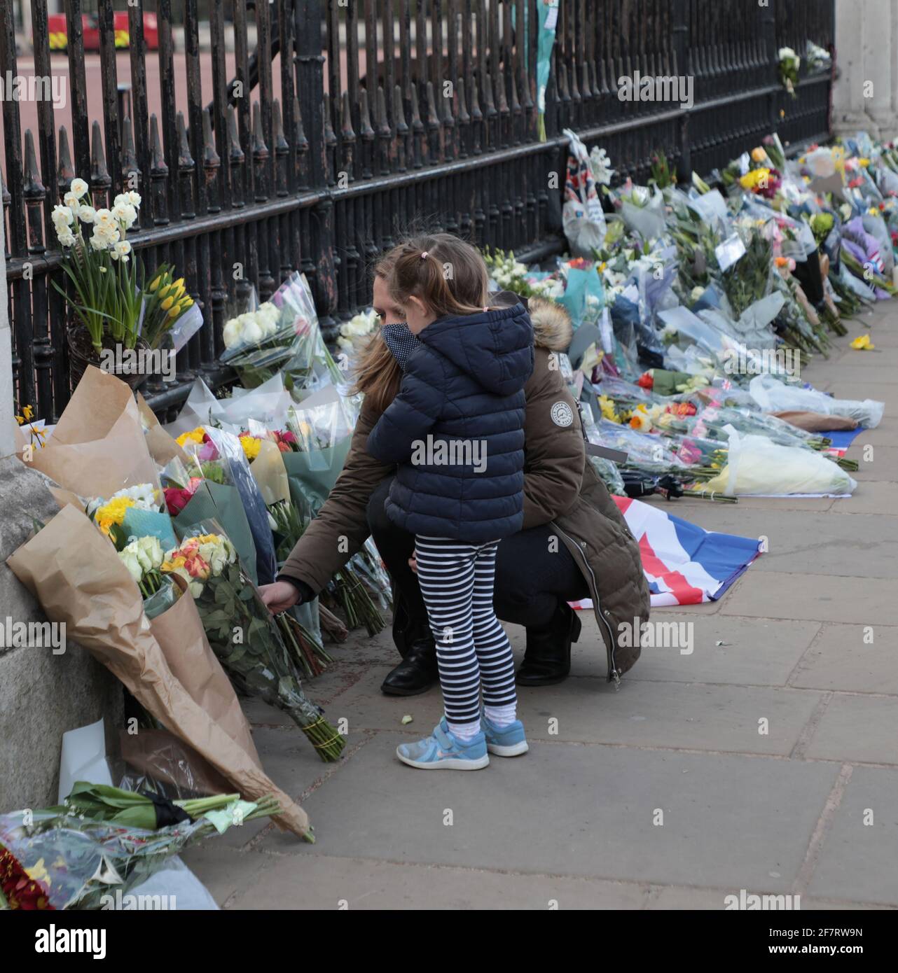 Queen Elizabeth 11 High Resolution Stock Photography and Images - Alamy