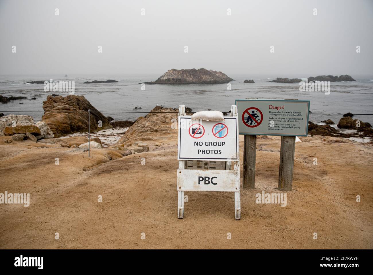 Sign prohibiting group photos at the Pacific Grove in California, USA, during the COVID-19 pandemics Stock Photo