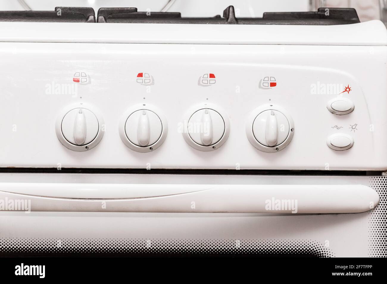 Oven temperature hi-res stock photography and images - Alamy