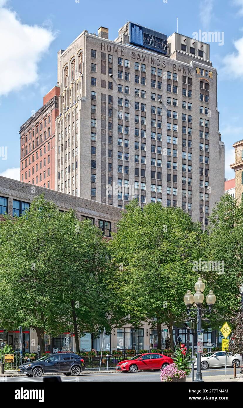 Home Savings Bank Building, art deco landmark at 11 North Pearl Street in Downtown Albany Historic District. Stock Photo
