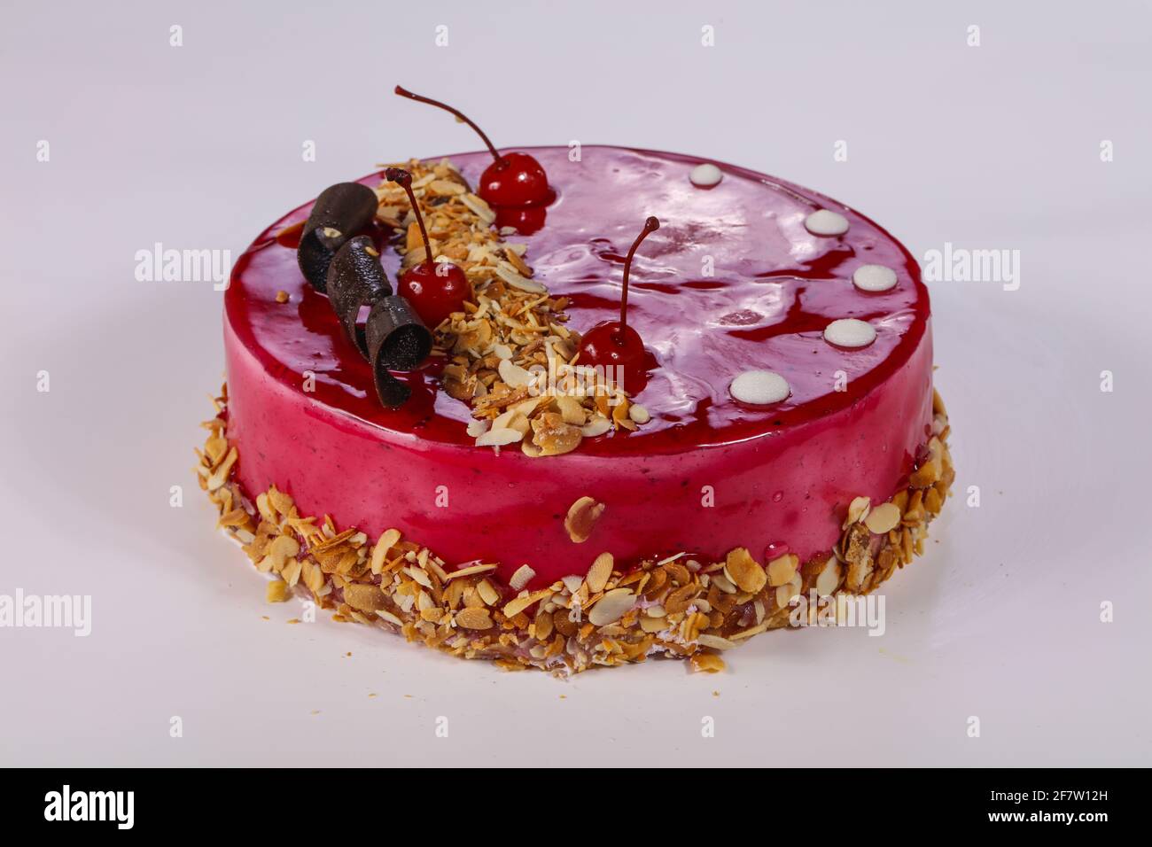 Sweet tasty cake with cream Stock Photo - Alamy