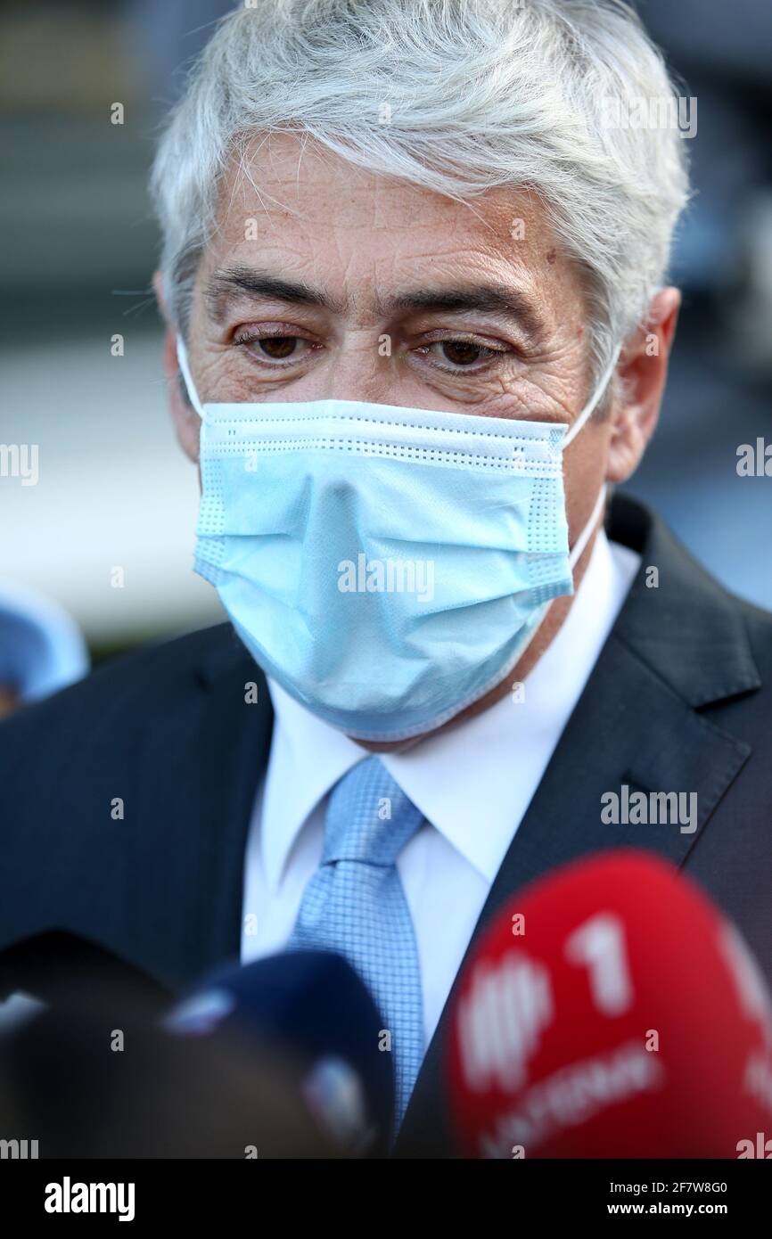 Lisbon, Portugal. 9th Apr, 2021. Portugal's former Prime Minister Jose Socrates wearing a face mask speaks to journalists as he leaves the court in Lisbon, Portugal, April 9, 2021. Portugal's former prime minister Jose Socrates will be the country's first head of government to stand trial, having been indicted for money laundering and forgery of documents, according to a decision by Judge Ivo Rosa on Friday. Credit: Petro Fiuza/Xinhua/Alamy Live News Stock Photo