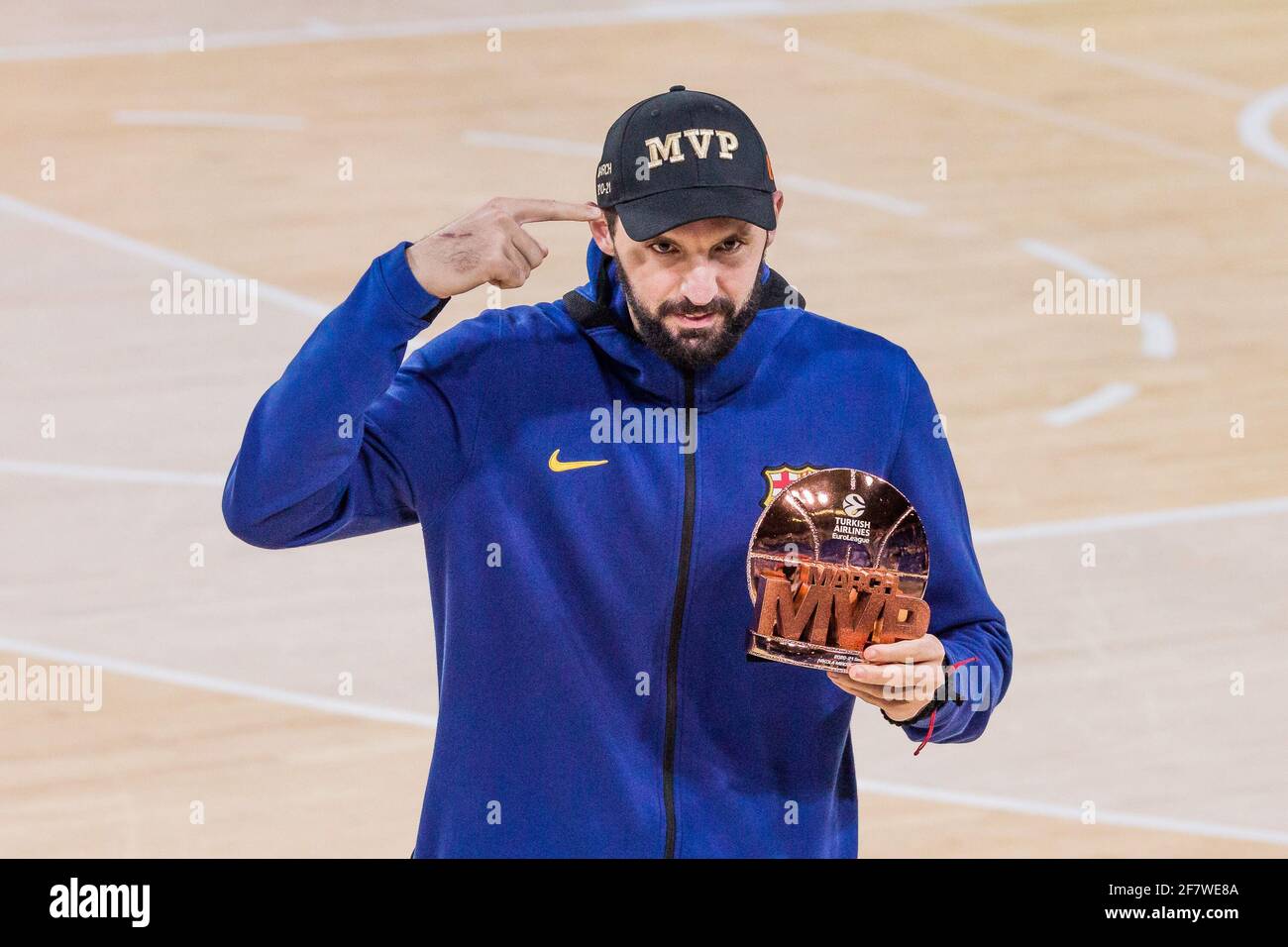 Nikola Mirotic of Fc Barcelona with MVP trophy during the Turkish Airlines EuroLeague basketball match between FC Barcelona and FC Bayern Munich on April 9, 2021 at Palau Blaugrana in Barcelona, Spain - Photo Javier Borrego / Spain DPPI / DPPI / LiveMedia Stock Photo