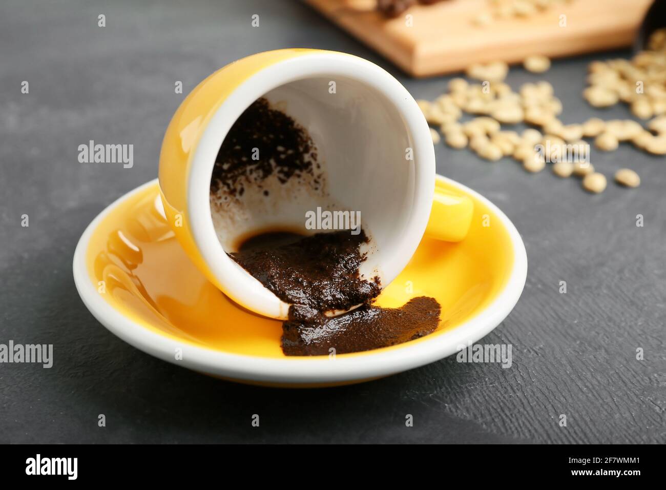 Spent coffee grounds hi-res stock photography and images - Alamy