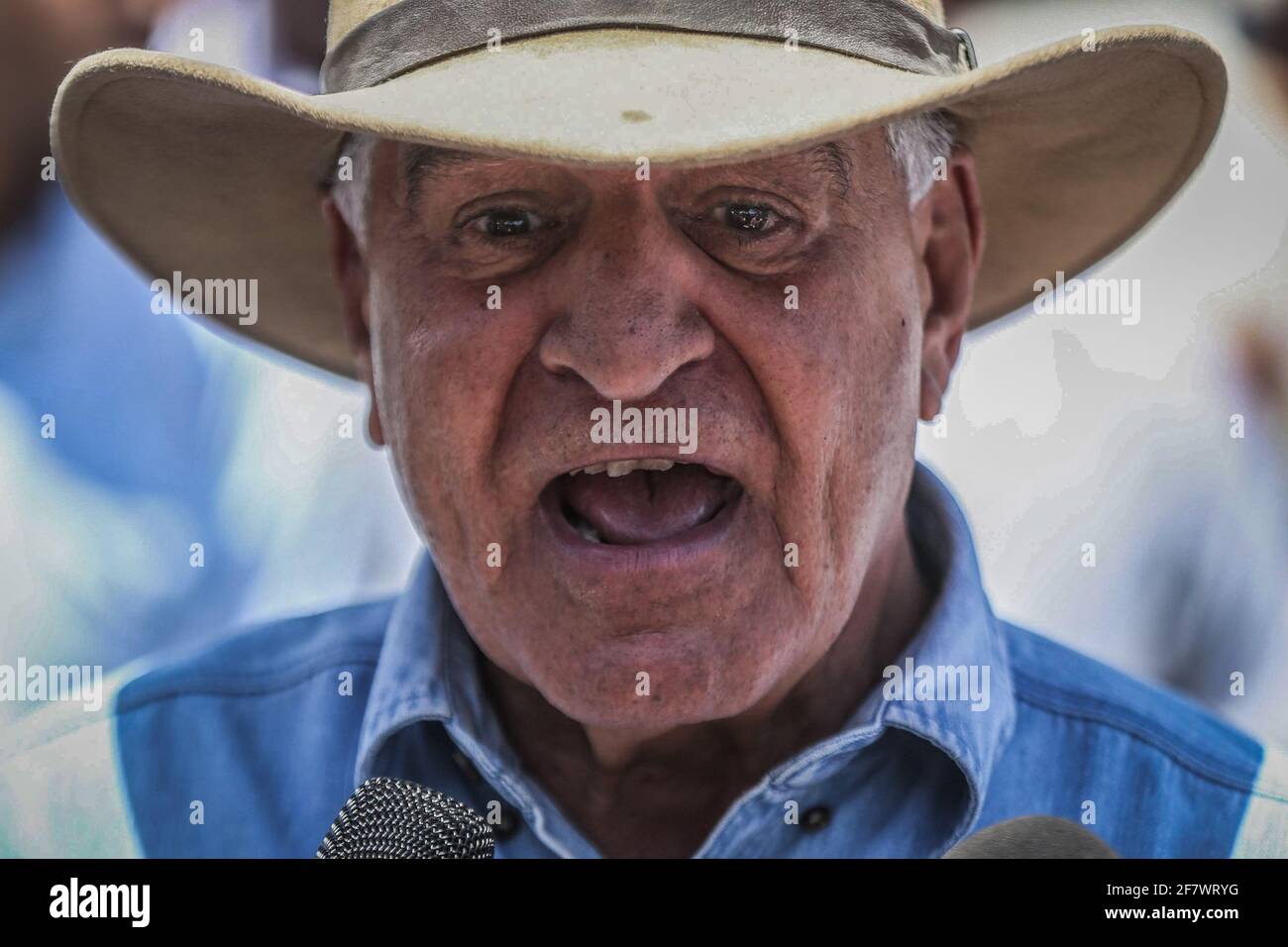 Luxor, Egypt. 10th Apr, 2021. Former Egyptian Minister of Antiquities and prominent archaeologist Zahi Hawass speaks during a press conference on the newly discovered 3,000-year-old 'lost city' in present-day Luxor. An expedition of Egyptian archaeologists has unearthed what has been described as one of the most important finds in Egypt since Tutankhamen's tomb in 1922. The ancient city dates back to the era of Ancient Egyptian King Amenhotep III, who ruled Egypt from 1391 BC to 1353 BC, said Hawass, who led the expedition. Credit: Hassan Mohamed/dpa/Alamy Live News Stock Photo