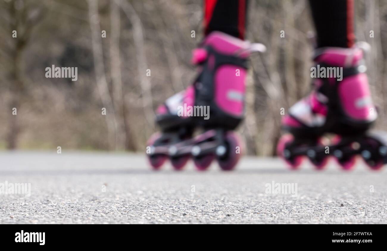 Inline speed skating hires stock photography and images Alamy