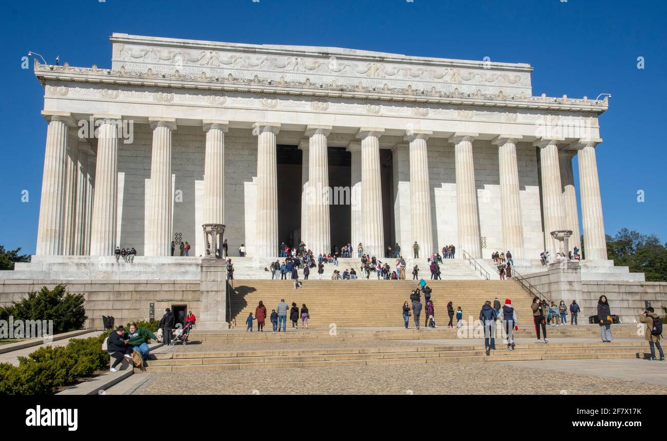 Visitors enjoy the Lincoln Memorial at the National Mall in Washington, DC. April 2021. Stock Photo