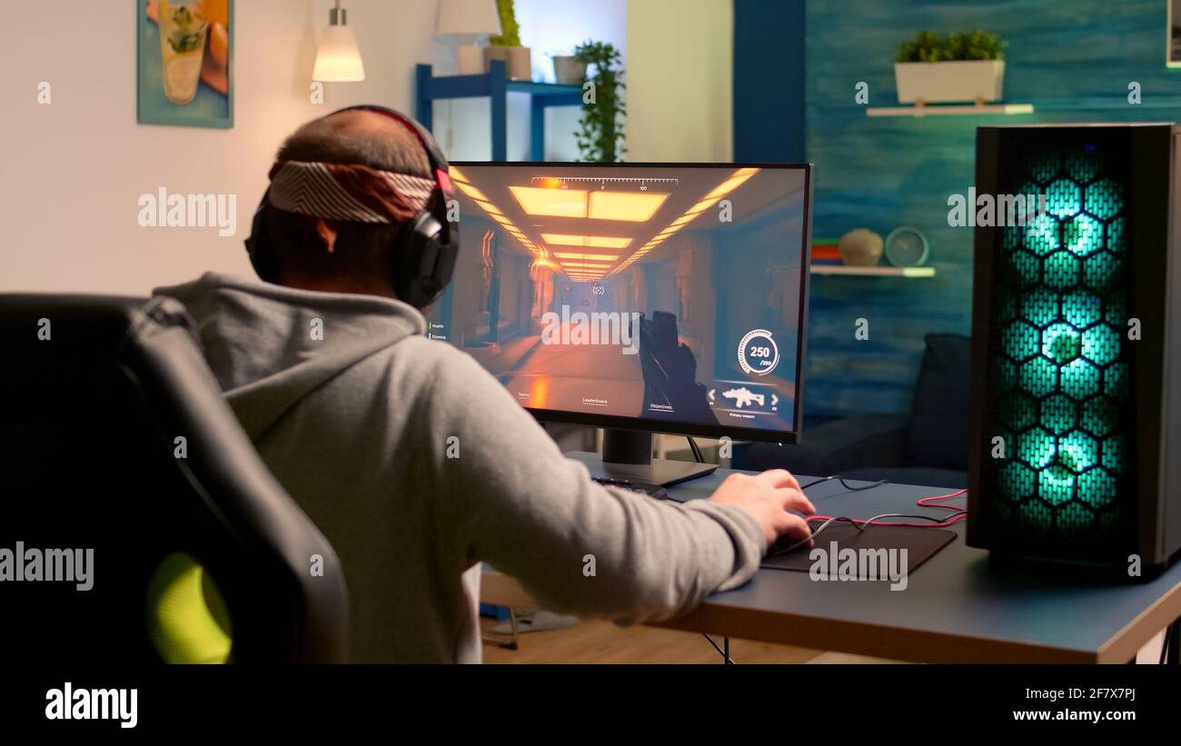 Addicted video game r performing cyber video games using professional ...