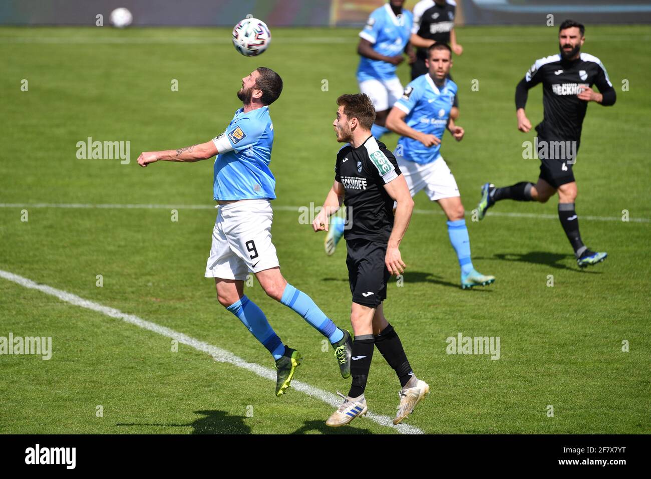 Sascha MOELDERS (TSV Munich 1860) on the ball, action. Soccer 3rd league, Liga3, TSV Munich 1860 - SC Verl on April 10th, 2021 in Muenchen GRUENWALDER STADION. DFL REGULATIONS PROHIBIT ANY USE OF PHOTOGRAPHS AS IMAGE SEQUENCES AND / OR QUASI-VIDEO. | usage worldwide Stock Photo