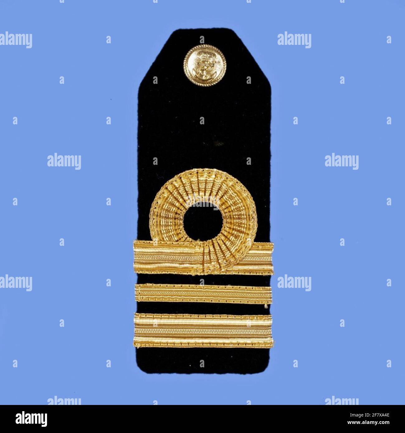 Shoulder palette of a lieutenant at sea of the 1st class (LTZ1 Stock ...