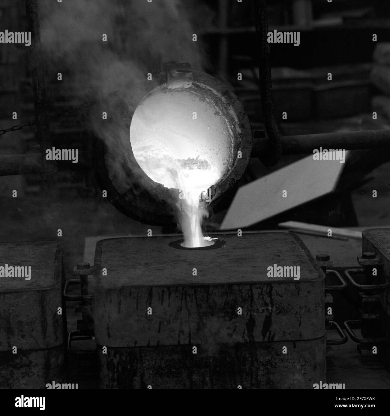 Metal casting in the of the Rijkswerf (RW) in Den Helder (early