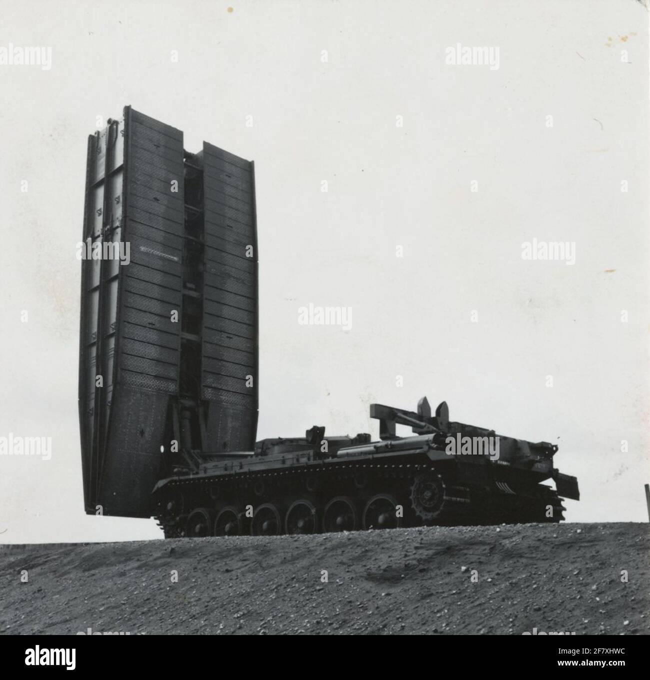 Herpa 302661, Scania R Highline Tank-Sattelzug, „Roos, Epoche VI, für