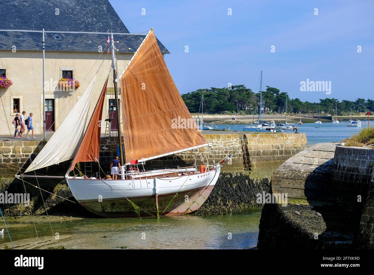Frankreich, Le Croisic, 17.07.2019: das alte Segelschiff Le Kurun, mit dem der Seemann Jacques-Yves Le Toumelin ab 1948 ohne Motor in drei Jahren die Stock Photo