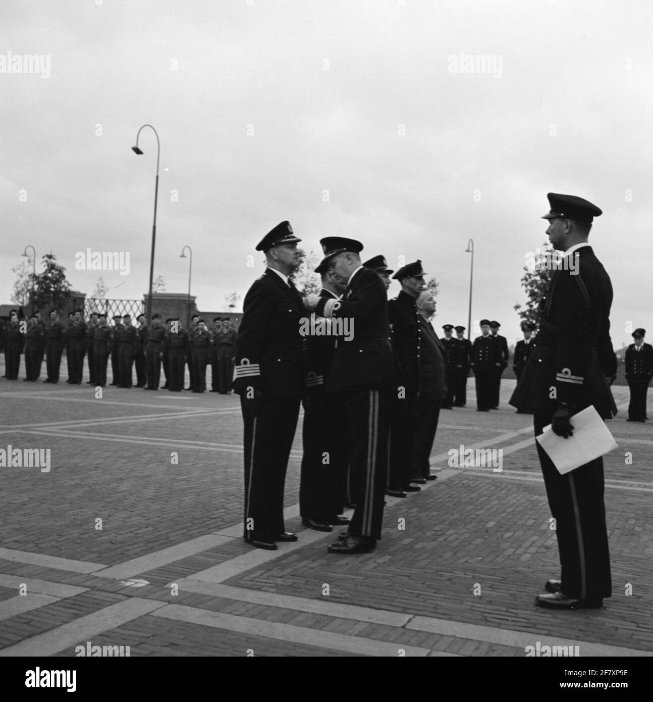 Award ceremony by the commander of the Marine Corps, General-Major of the Mariniers P.J. Van Gijn. - Stock Photo