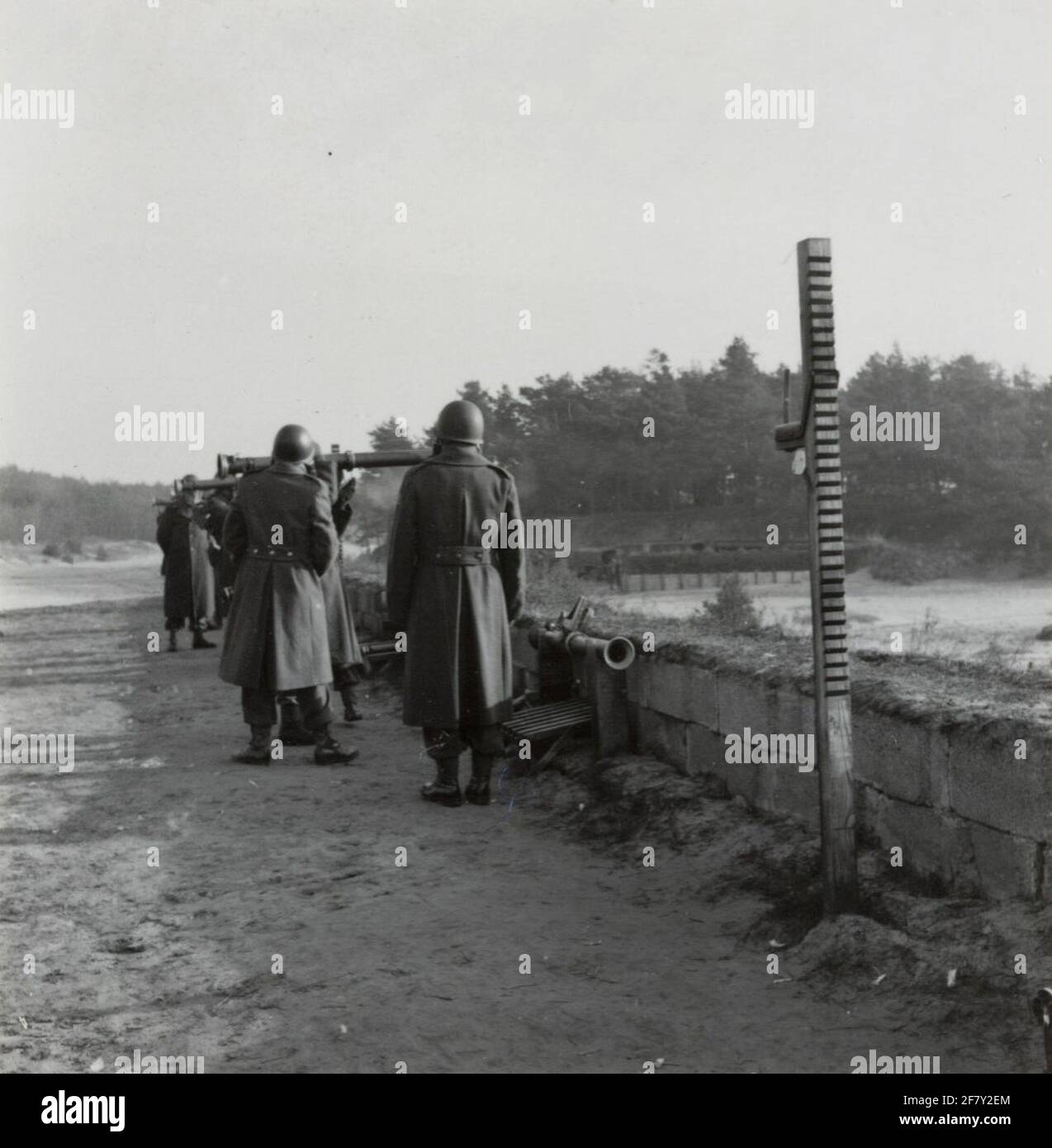 Shooting competition on the AT shooting range of Infanterie Schietkamp de Harskamp with the rocket thrower 'Bazooka' type M20A1. Stock Photo
