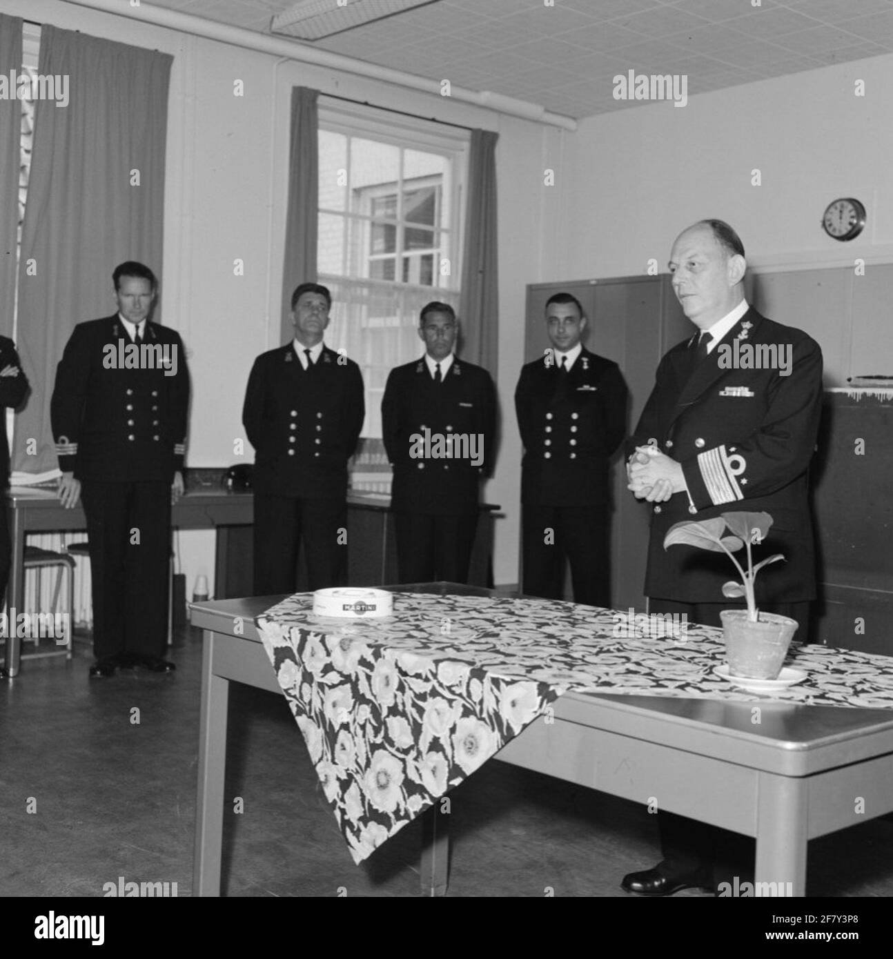 Power position Black and White Stock Photos Images Alamy