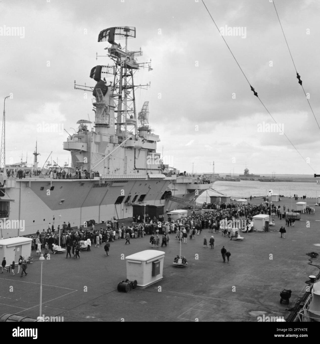 During visit aircraft carrier Black and White Stock Photos & Images - Alamy