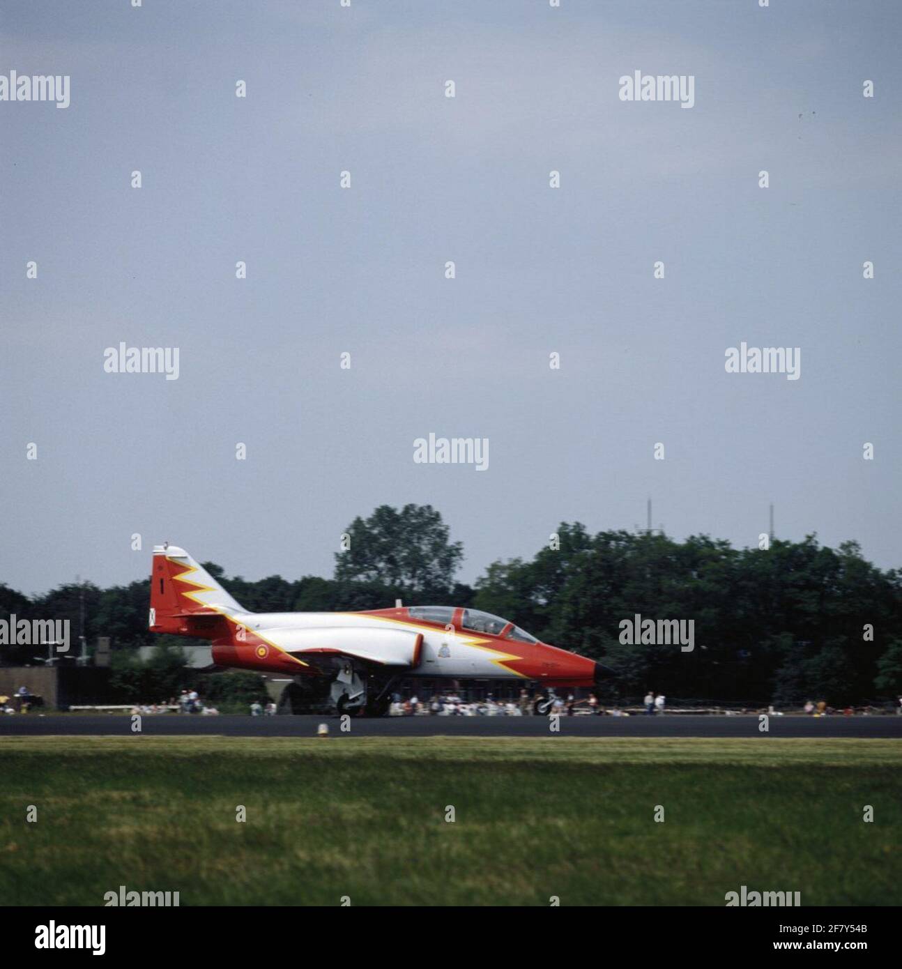 Casa C 101eb Aviojet E 25 01 79 01 1 Of The Spanish Demonstration Team Patrulla Aguila Or Team Aquila On An Open Day Stock Photo Alamy