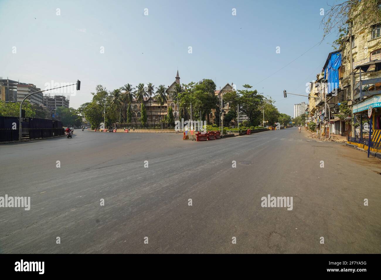 Closed shops in Kalbadevi Market Mumbai during a lock down Mumbai