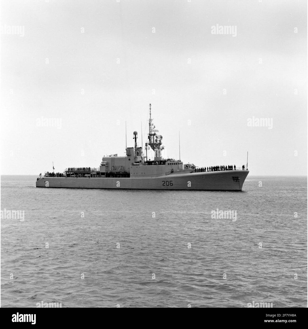 The Canadian Frigate HMCS Saguenay (DDH 206, 1956) was part of the Standing Naval Force Atlantic (Stanavforlant) in 1989 and published a visit to Den Helder in that regard on 23 June 1989. Stock Photo