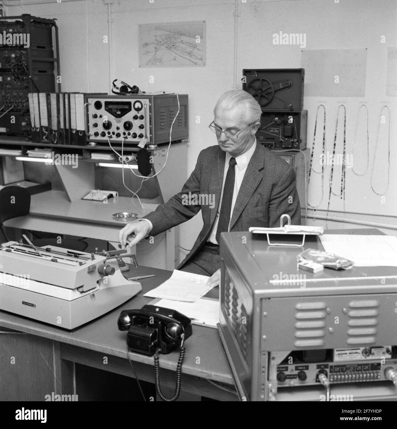 Shipping from the last telegram to the force in Suriname by the Chef Radiokamer, Mr Hulsebosch, from the radio room in the bunker at the Princess Julianakanne. Stock Photo