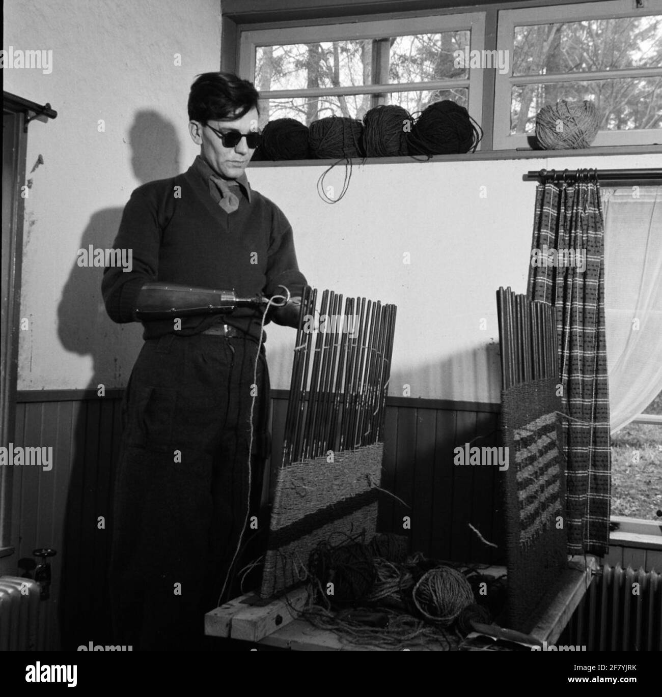 Handicapped rehabilitation Black and White Stock Photos & Images - Alamy