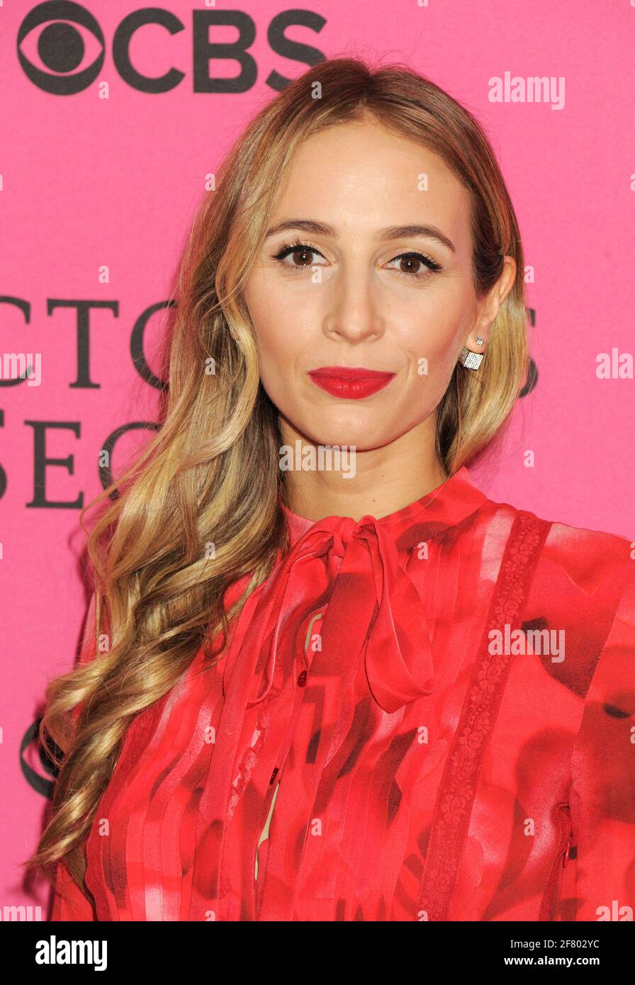 Harley Viera-Newton attends the 2015 Victoria's Secret Fashion Show, held  at the Lexington Avenue Armory, Tuesday, November 10, 2015 in New York  City. Photo by Jennifer Graylock-Graylock.com 917-519-7666 Stock Photo -  Alamy