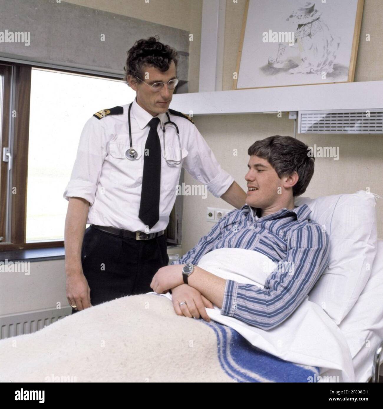 Doctor duties hi-res stock photography and images - Alamy