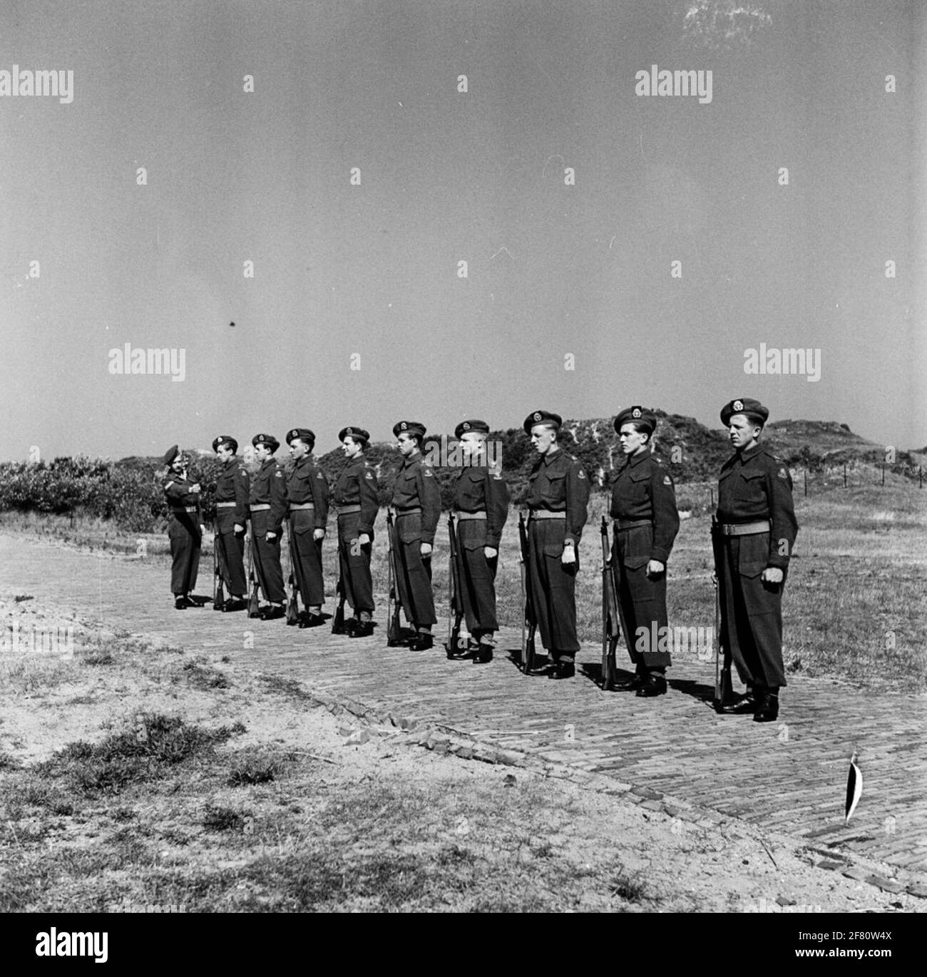 Readiness instruction Black and White Stock Photos & Images - Alamy