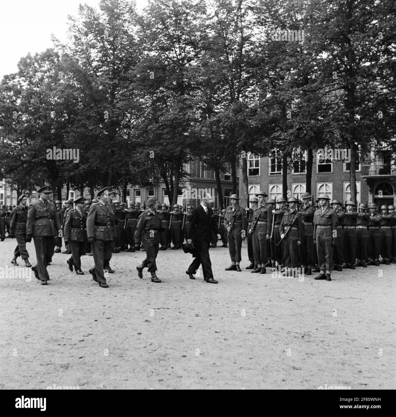 Historical parade route hi-res stock photography and images - Alamy
