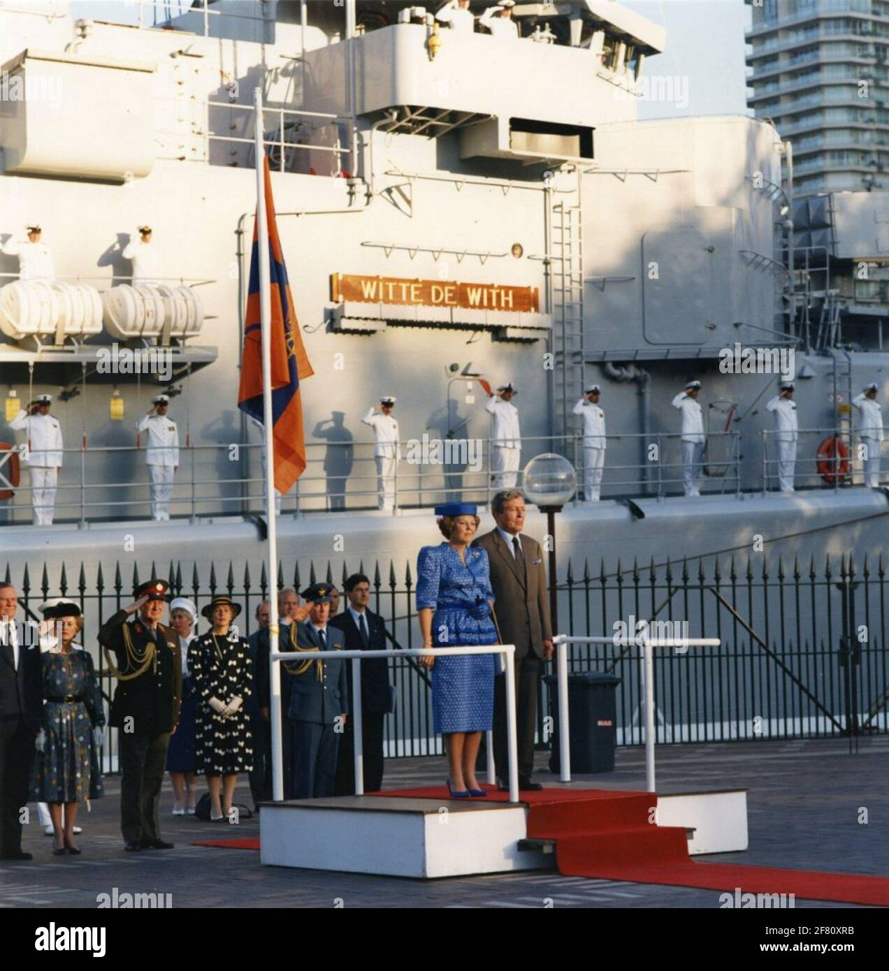 Queen Beatrix and Prince Claus visits the city of Adelaide in the context of the state visit to Australia. Support was given by the Fiarwind '88 squadron, consisting of the HR.MS supplies. Zuiderkruis (1975-), the air defense fribe Hr.Ms. White De With (1986-2005) and the standard faiths Hr.Ms. Kortenaer (1978-1997) and Hr.Ms. Jan van Brakel (1983-2001). Stock Photo