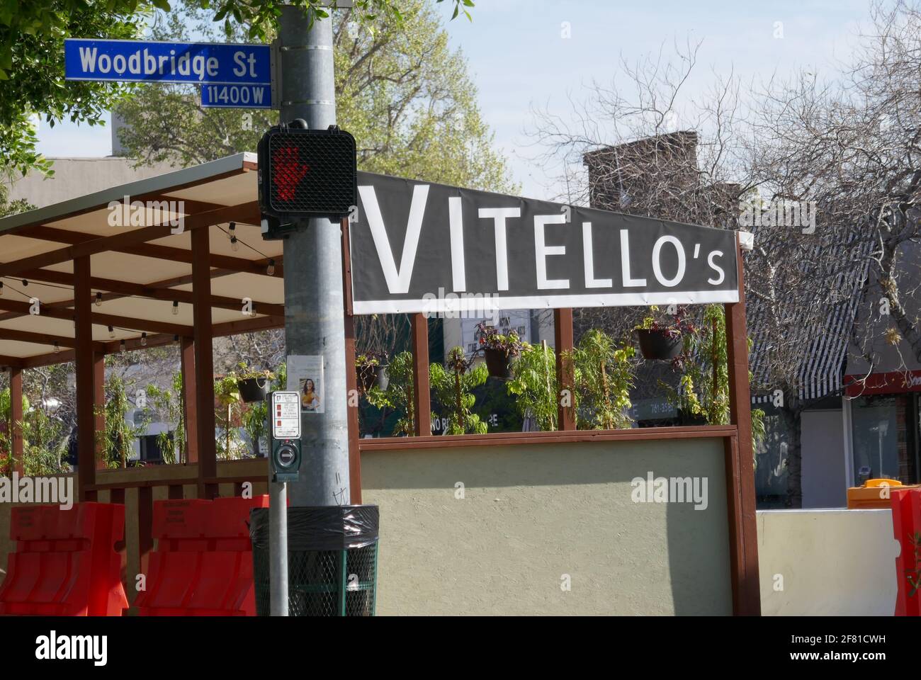 Studio City, California, USA 8th April 2021 A general view of Vitello's Italian Restaurant at 4349 Tijunga Avenue where Bonnie Bakley was having dinner with husband actor Robert Blake on May 4, 2001 and was fatally shot while sitting in Blake's car outside Vitello's after dinner. Photo by Barry King/Alamy Stock Photo Stock Photo